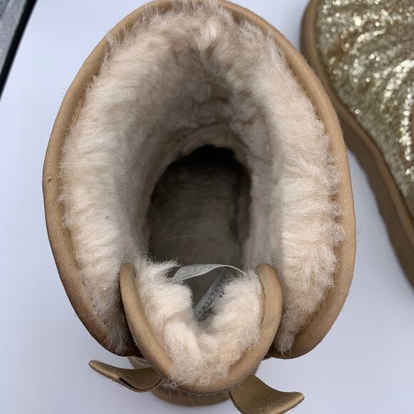 UGG AUSTRALIA women's gold sparkle Classic Mini Bow Cosmos sheepskin boot SZ 9 - Picture 9 of 15